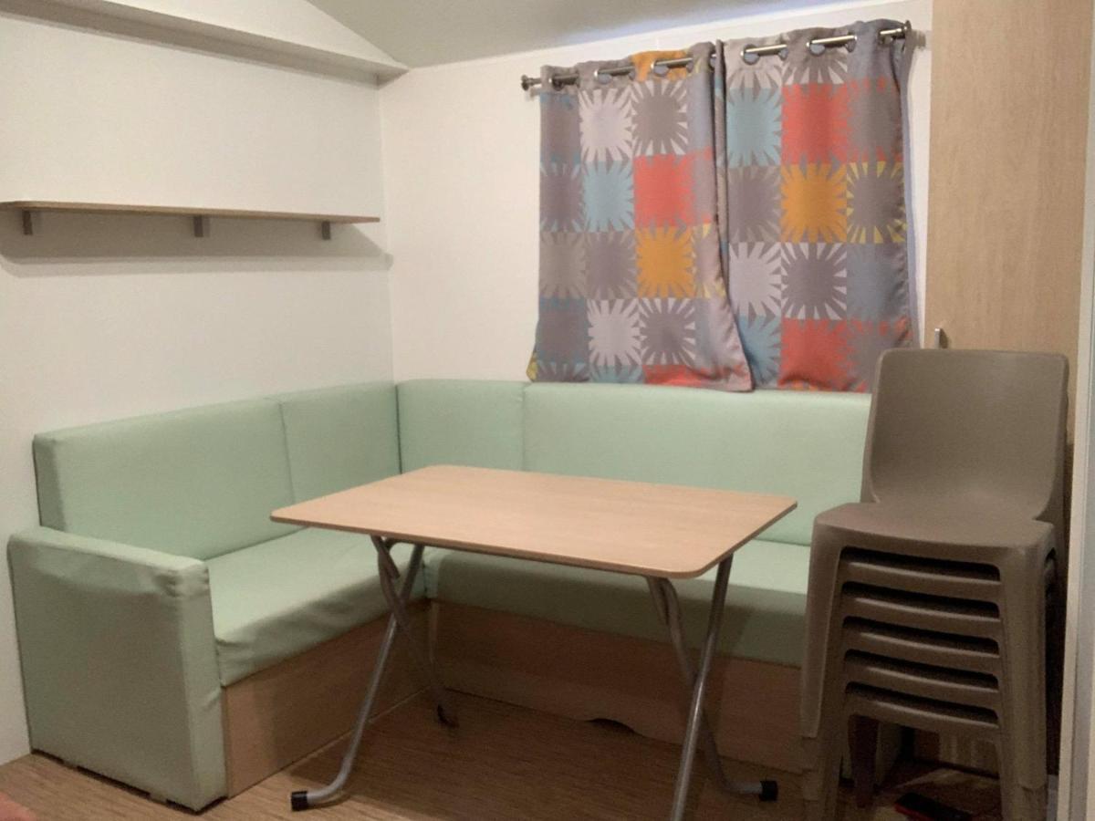Mobilehome 8 Personnes Avec Clim Situe Aux Sables Du Midi 瓦尔拉普拉日 外观 照片