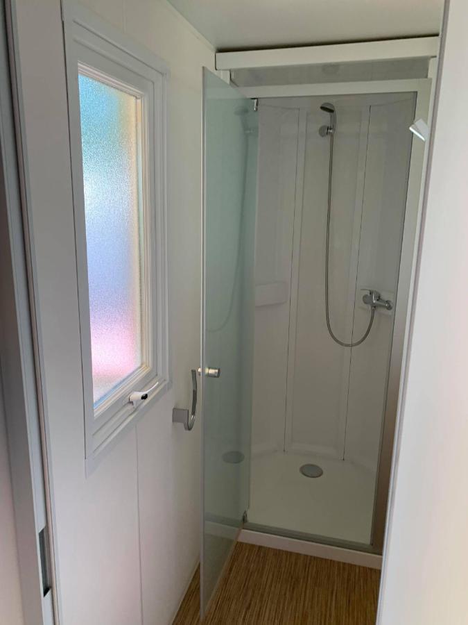 Mobilehome 8 Personnes Avec Clim Situe Aux Sables Du Midi 瓦尔拉普拉日 外观 照片