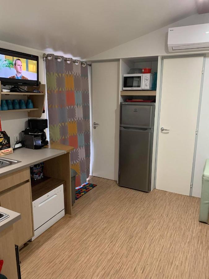 Mobilehome 8 Personnes Avec Clim Situe Aux Sables Du Midi 瓦尔拉普拉日 外观 照片