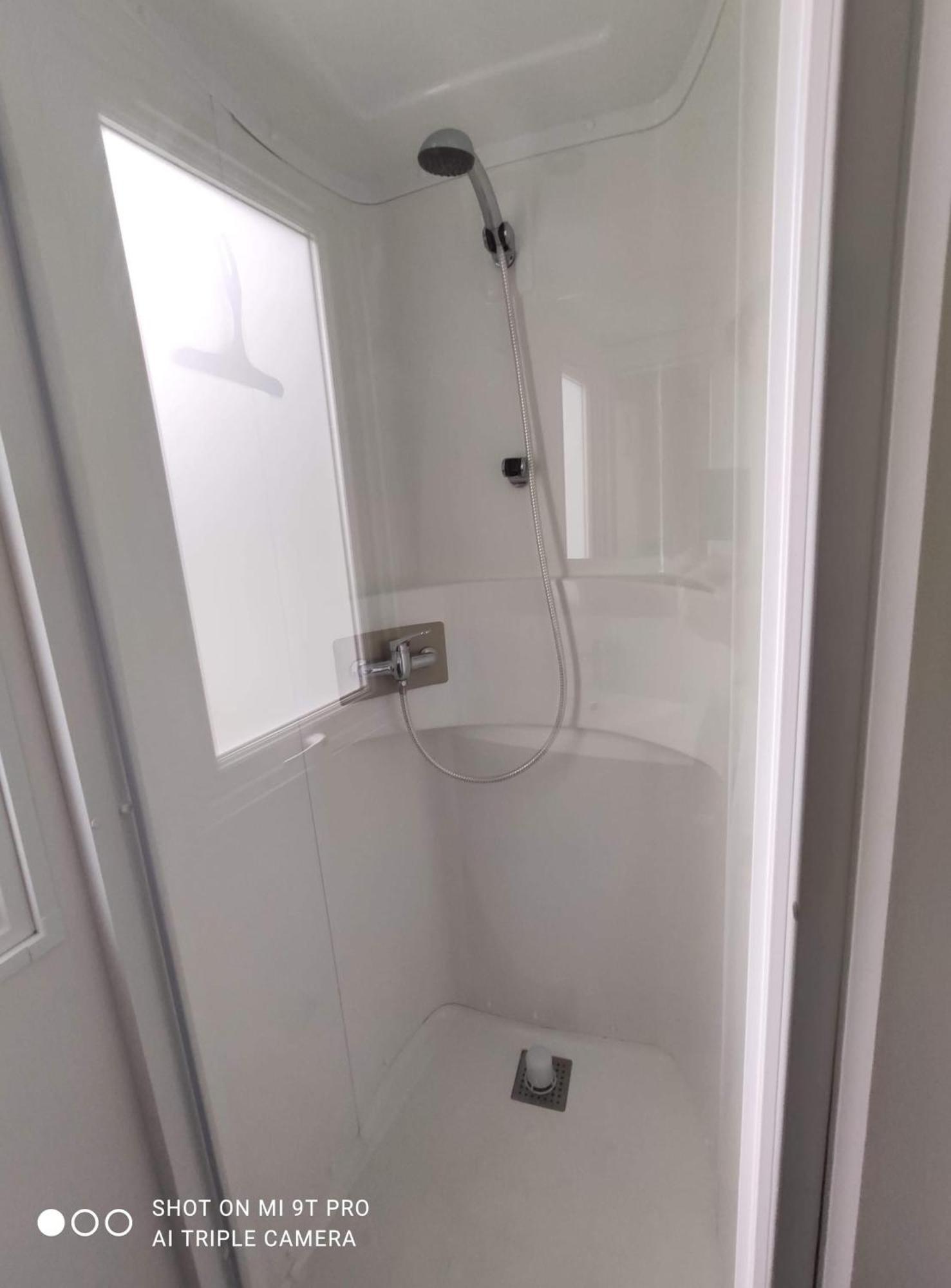 Mobilehome 8 Personnes Avec Clim Situe Aux Sables Du Midi 瓦尔拉普拉日 外观 照片